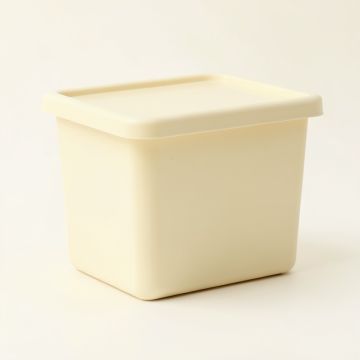 Willow Bend Closed Outdoor Storage Box - Cream (synthetic illustration; no displayed measurements)