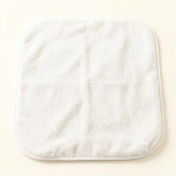 Wren Edge Bath Mat - White (synthetic illustration; no displayed measurements)