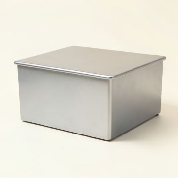 Breadboy Bread Box (synthetic illustration; no displayed measurements)