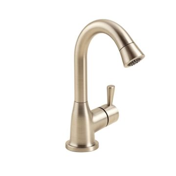Simplice Pull-Down Single Handle Kitchen Faucet With Sweep Spray And Docknetik®