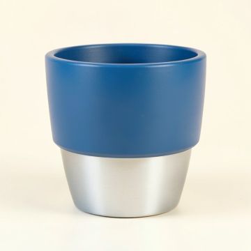 Yoann Resin Pot Planter (synthetic illustration; no displayed measurements)