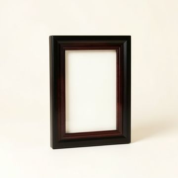 Willams Picture Frame (synthetic illustration; no displayed measurements)