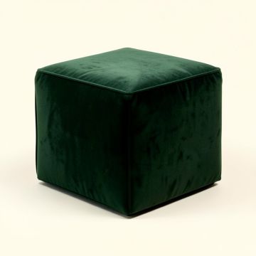 Villa Pouf (synthetic illustration; no displayed measurements)