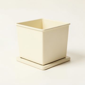Reed Crest Empty Planter - Cream (synthetic illustration; no displayed measurements)
