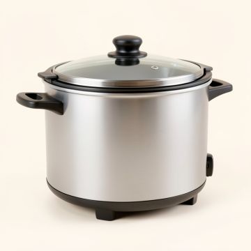 Elite By Maxi-Matic Platinum 8.5-Quart Stainless Steel Digital Slow Cooker (synthetic illustration; no displayed measurements)