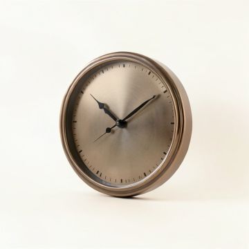 Shaunta Wall Clock (synthetic illustration; no displayed measurements)