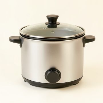 Elite By Maxi-Matic 2.5 Qt . Platinum Triple Stock Slow Cookers (synthetic illustration; no displayed measurements)