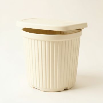 Moss Bend Closed Garden Compost Bin - Ivory (synthetic illustration; no displayed measurements)