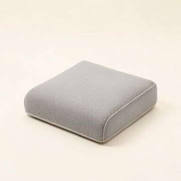 Amamedic Mesh Seat Cushion (synthetic illustration; no displayed measurements)