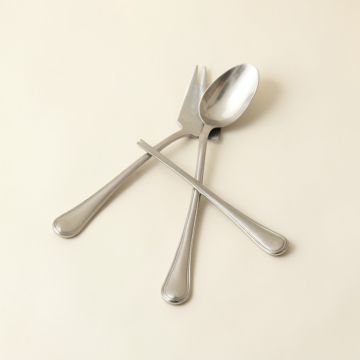 Stella Cake/Pastry Server (synthetic illustration; no displayed measurements)
