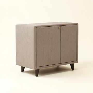 Tess Accent Chest (synthetic illustration; no displayed measurements)