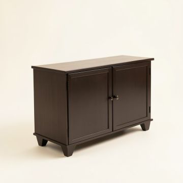 Vintulkina Server (synthetic illustration; no displayed measurements)