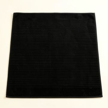 Summit Arc Bath Mat - Black (synthetic illustration; no displayed measurements)