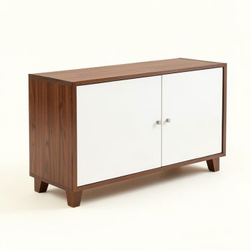 Tanner Server (synthetic illustration; no displayed measurements)