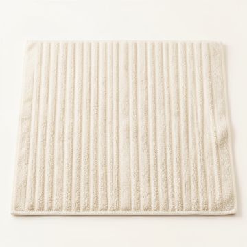 Heath Dale Bath Mat - Cream (synthetic illustration; no displayed measurements)