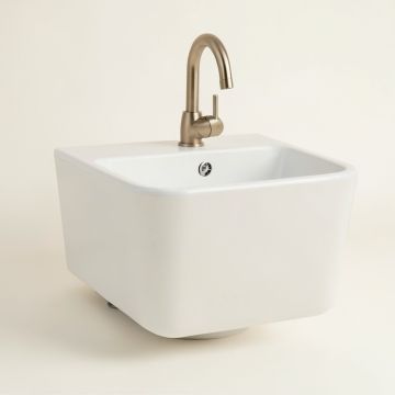 Farmhouse 30 '' L X 10 '' W Undermount Kitchen Sink (synthetic illustration; no displayed measurements)