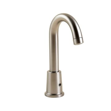 Trinsic Pull Down Single Handle Kitchen Faucet With Magnatite® And Diamond Seal Technology