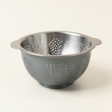 Stylish Stainless Steel Colander (synthetic illustration; no displayed measurements)