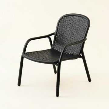 Vale Bluff Outdoor Lounge Chair - Black (synthetic illustration; no displayed measurements)