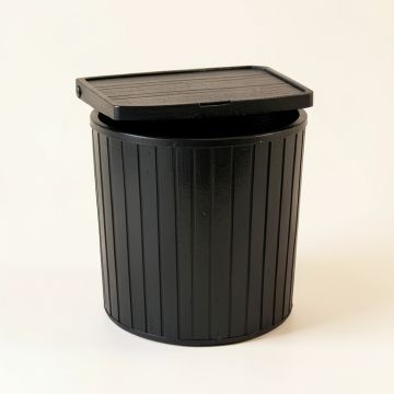 Briar Arc Closed Garden Compost Bin (synthetic illustration; no displayed measurements)