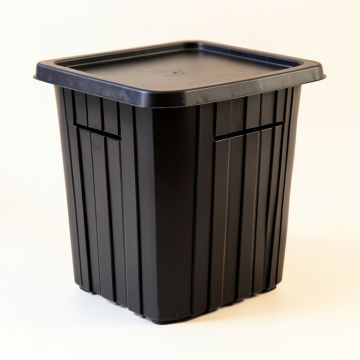 Lake Canyon Closed Garden Compost Bin - Black (synthetic illustration; no displayed measurements)