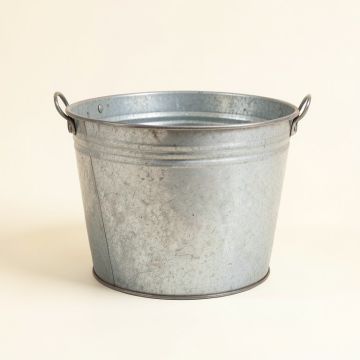Vintage Laundry Basket (synthetic illustration; no displayed measurements)