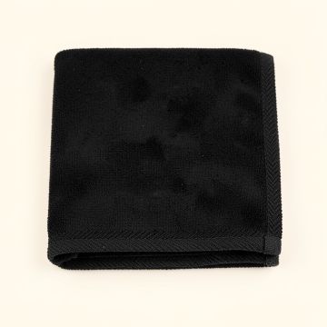 Cedar Edge Bath Towel - Black (synthetic illustration; no displayed measurements)