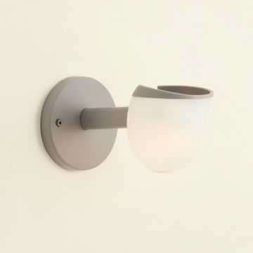 Hillary Swing Arm (synthetic illustration; no displayed measurements)