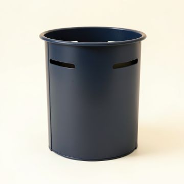 Meadow Branch Closed Garden Compost Bin - Navy (synthetic illustration; no displayed measurements)
