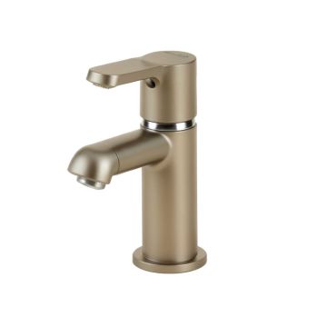 Lahara Centerset Single Hole Bathroom Faucet With Drain Assembly And Diamond Seal Technology