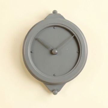 Kentish Wall Clock (synthetic illustration; no displayed measurements)