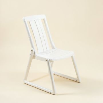 Slate Crossing Folding Outdoor Chair - White (synthetic illustration; no displayed measurements)