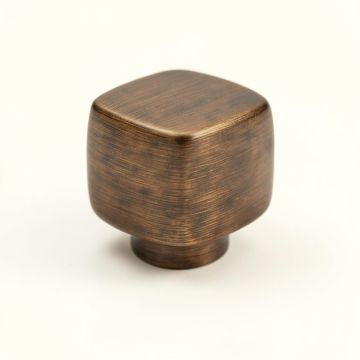 Craftsman 1 1/4 '' Length Square Knob (synthetic illustration; no displayed measurements)