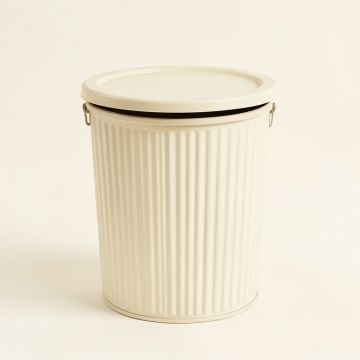 Meadow Canyon Closed Garden Compost Bin - Ivory (synthetic illustration; no displayed measurements)