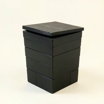 Vale Bend Closed Garden Compost Bin - Black (synthetic illustration; no displayed measurements)