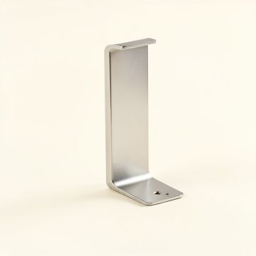 Accessories (synthetic illustration; no displayed measurements)