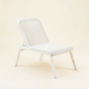 Slate Canyon Outdoor Lounge Chair - White (synthetic illustration; no displayed measurements)