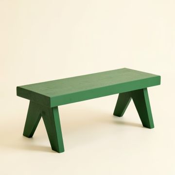 Heath Bluff Indoor Bench - Green (synthetic illustration; no displayed measurements)