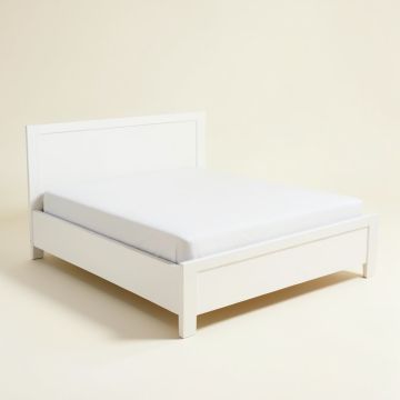 Tahmid King Standard Bed (synthetic illustration; no displayed measurements)