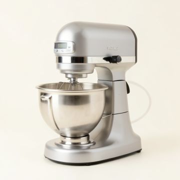 Kitchenaid® Professional 600™ Series 6 Quart Bowl-Lift Stand Mixer (synthetic illustration; no displayed measurements)