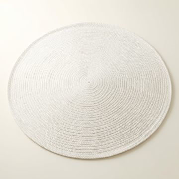 Maple Bluff Round Area Rug - White (synthetic illustration; no displayed measurements)