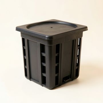 Linden Crest Closed Garden Compost Bin - Black (synthetic illustration; no displayed measurements)