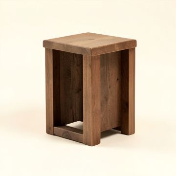Allize Plant Stand (synthetic illustration; no displayed measurements)