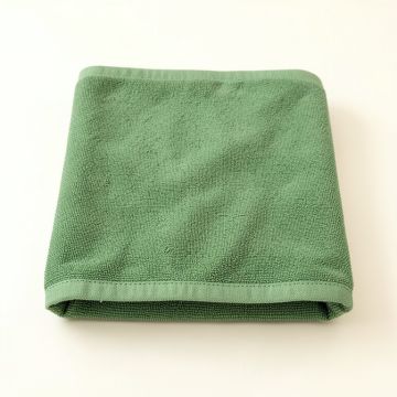 Glen Arc Bath Towel (synthetic illustration; no displayed measurements)