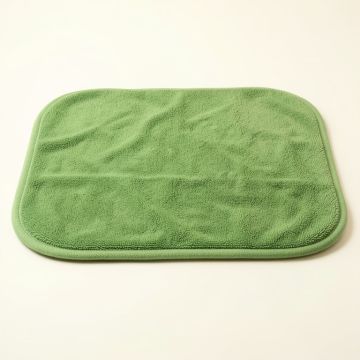 Lake Dale Bath Mat - Green (synthetic illustration; no displayed measurements)