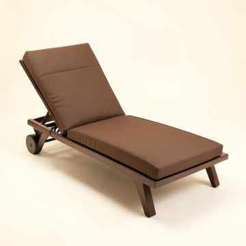 Wayne Reclining Chaise Lounge (synthetic illustration; no displayed measurements)