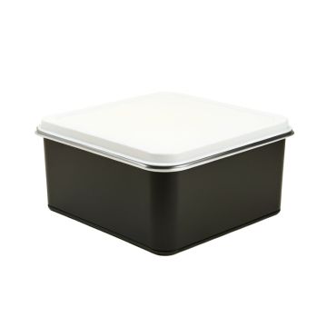 Countryside Bread Box