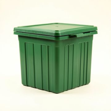 Maple Dale Closed Outdoor Storage Box - Green (synthetic illustration; no displayed measurements)
