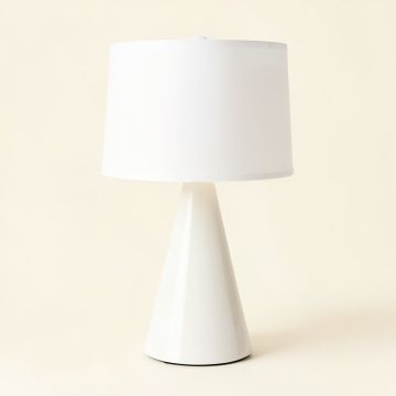 Adéla 22.5 '' White Table Lamp (synthetic illustration; no displayed measurements)