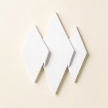 Bar Design And Sawtooth Wall Décor (synthetic illustration; no displayed measurements)